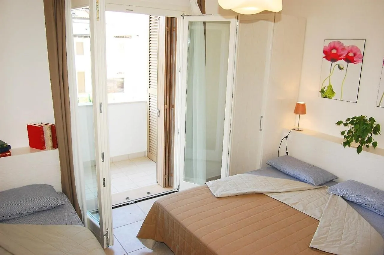 Delightful Flat In A Village With Swimming Pool Bibione 0*,  Italië